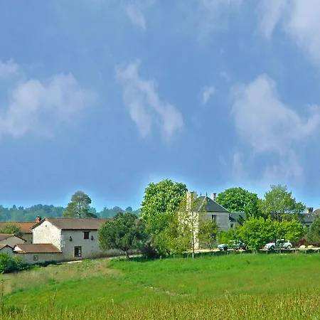 Hotel Logis Le Manoir D'elles Saint-Romain-et-Saint-Clément